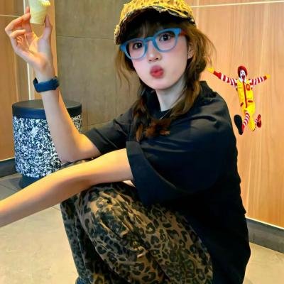 历尽沧桑一美人
